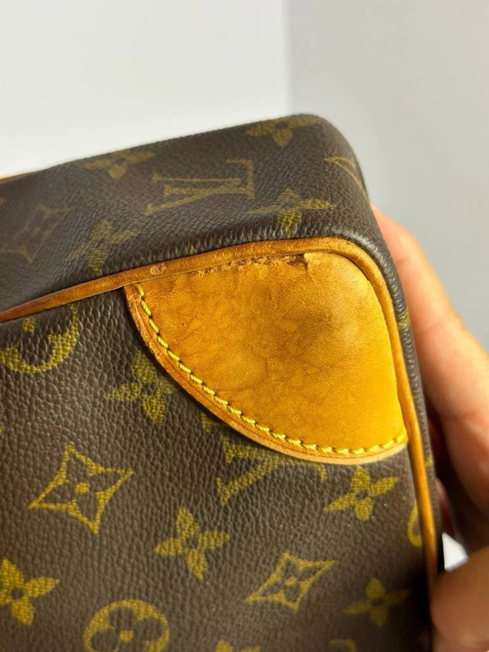 Louis Vuitton Vintage Monogram Porte Documents Voyage Briefcase